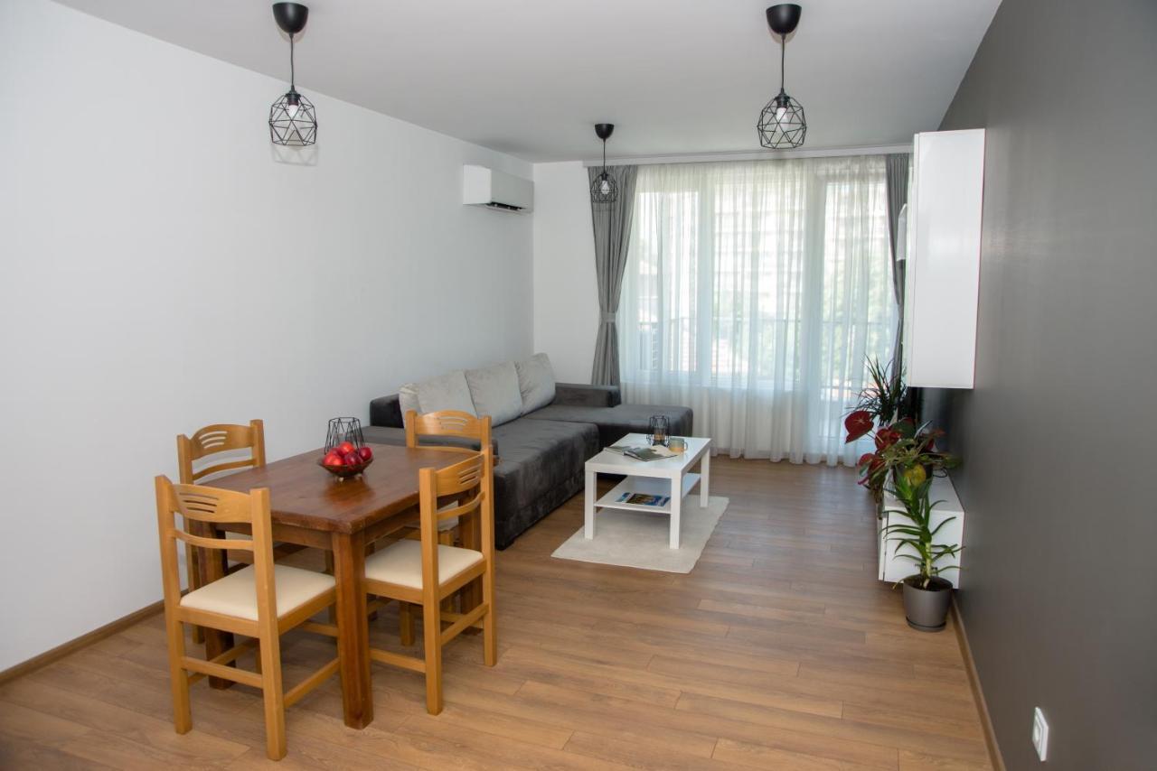 Apartament Intense 布拉格埃夫格拉德 外观 照片